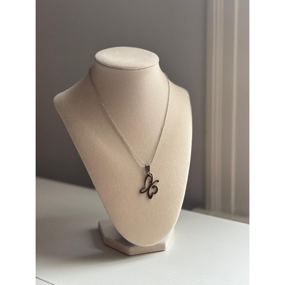Butterfly Necklace Stainless Steel Minimal Pendant Dainty Gift Jewelry - Picture 4 of 7